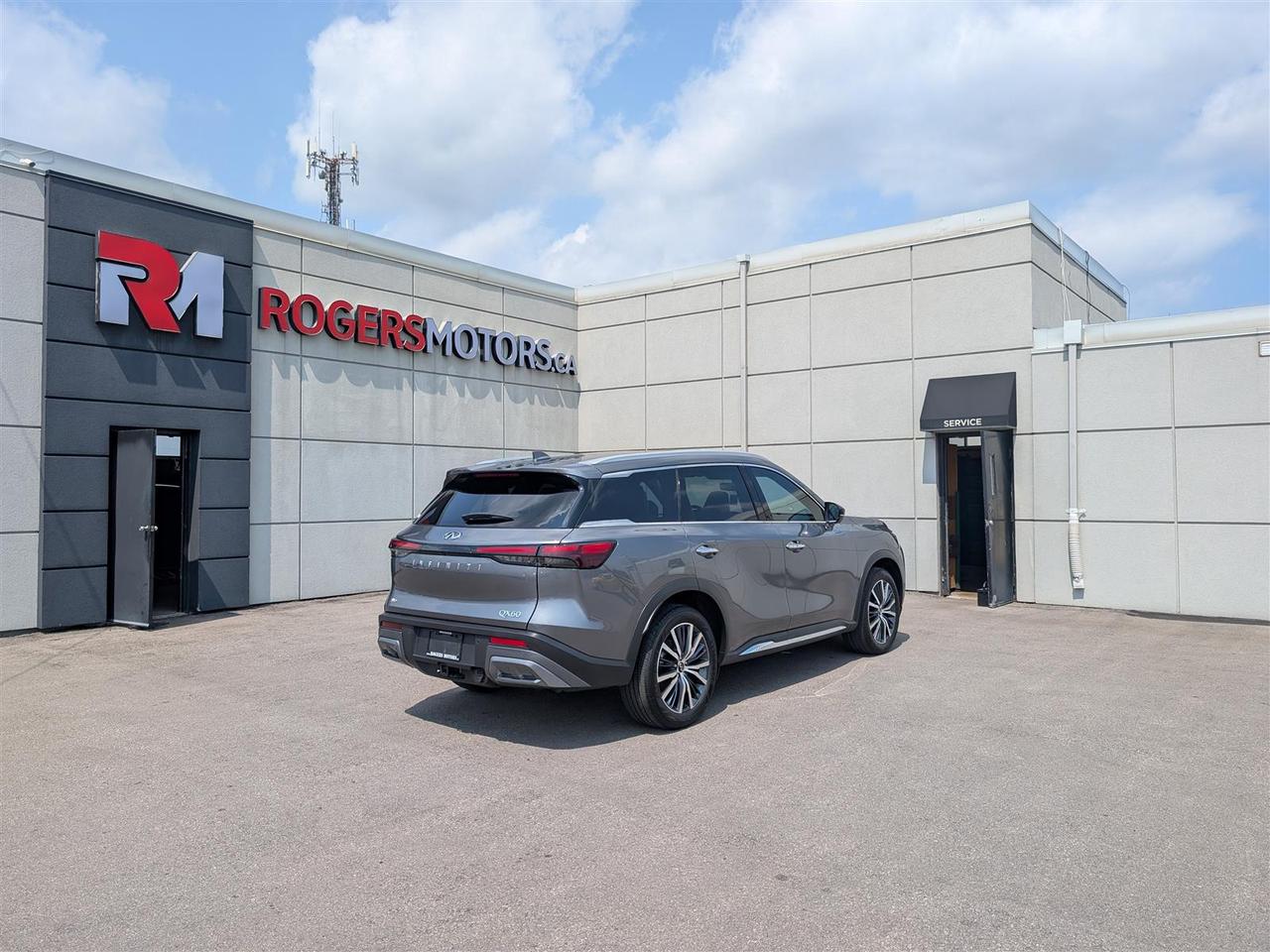 2024 Infiniti QX60 SENSORY AWD - PANO ROOF - NAVI - TECH FEATS Photo4