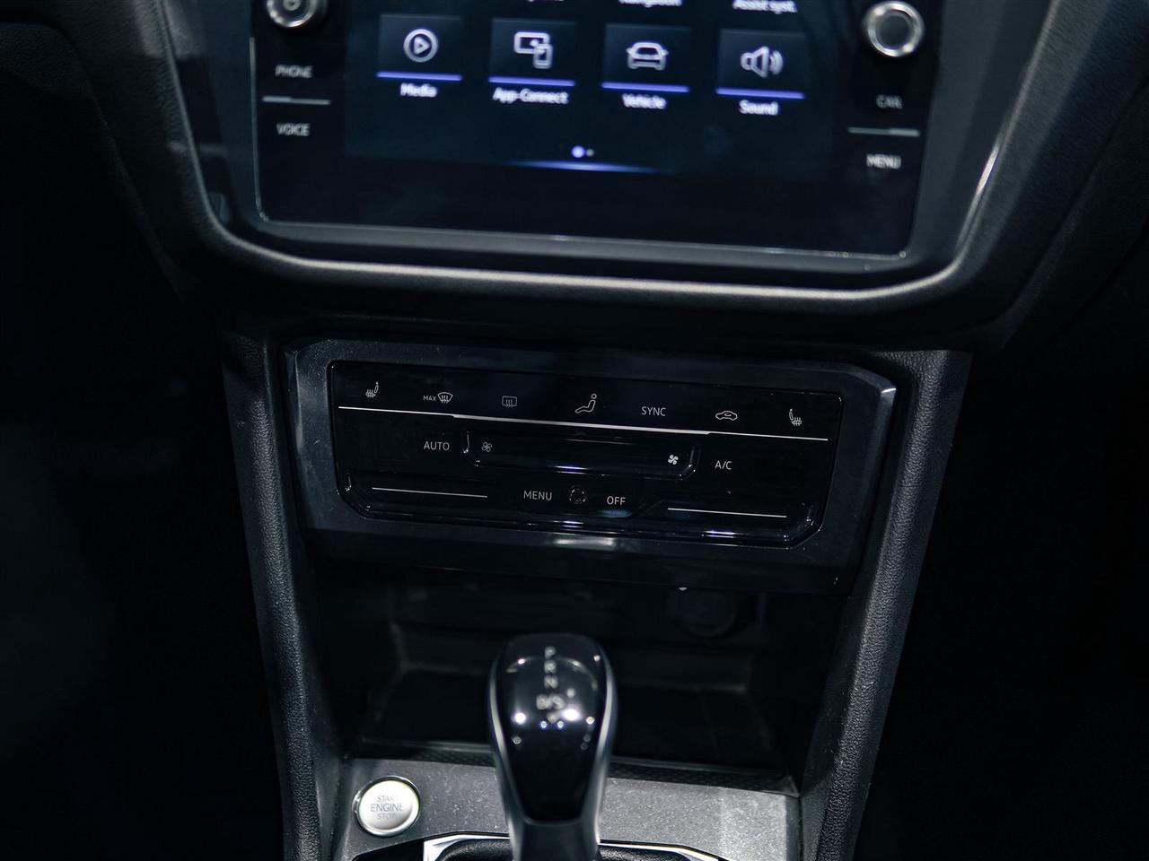 2023 Volkswagen Tiguan COMFORTLINE | AWD | VOLKS SERVICED | NO ACCIDENTS Photo