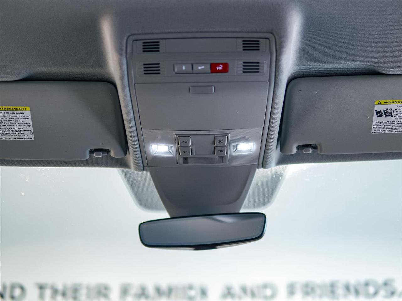 2023 Volkswagen Tiguan COMFORTLINE | AWD | VOLKS SERVICED | NO ACCIDENTS Photo