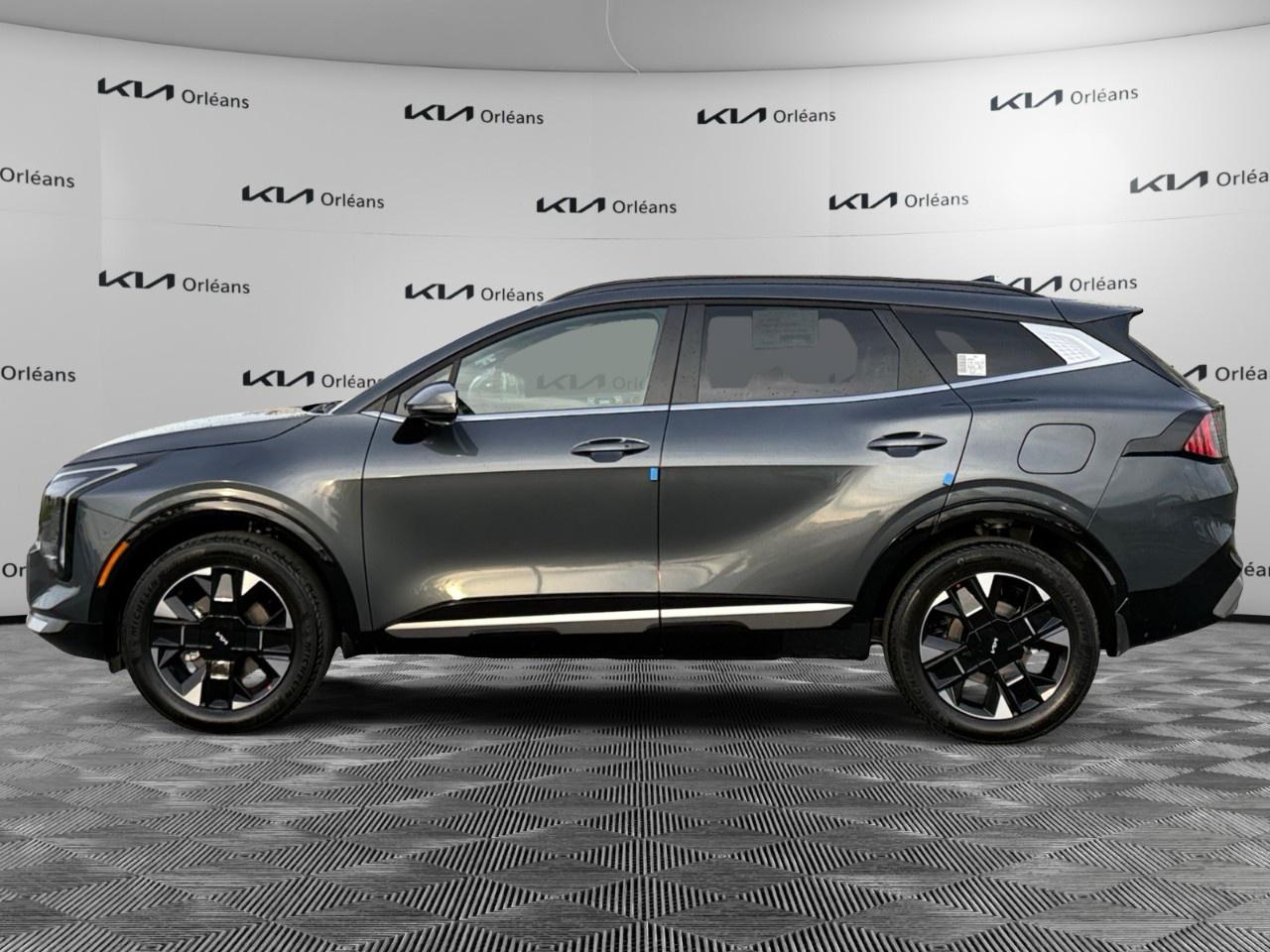 2026 Kia Sportage EX Premium AWD w/Black Interior Photo5