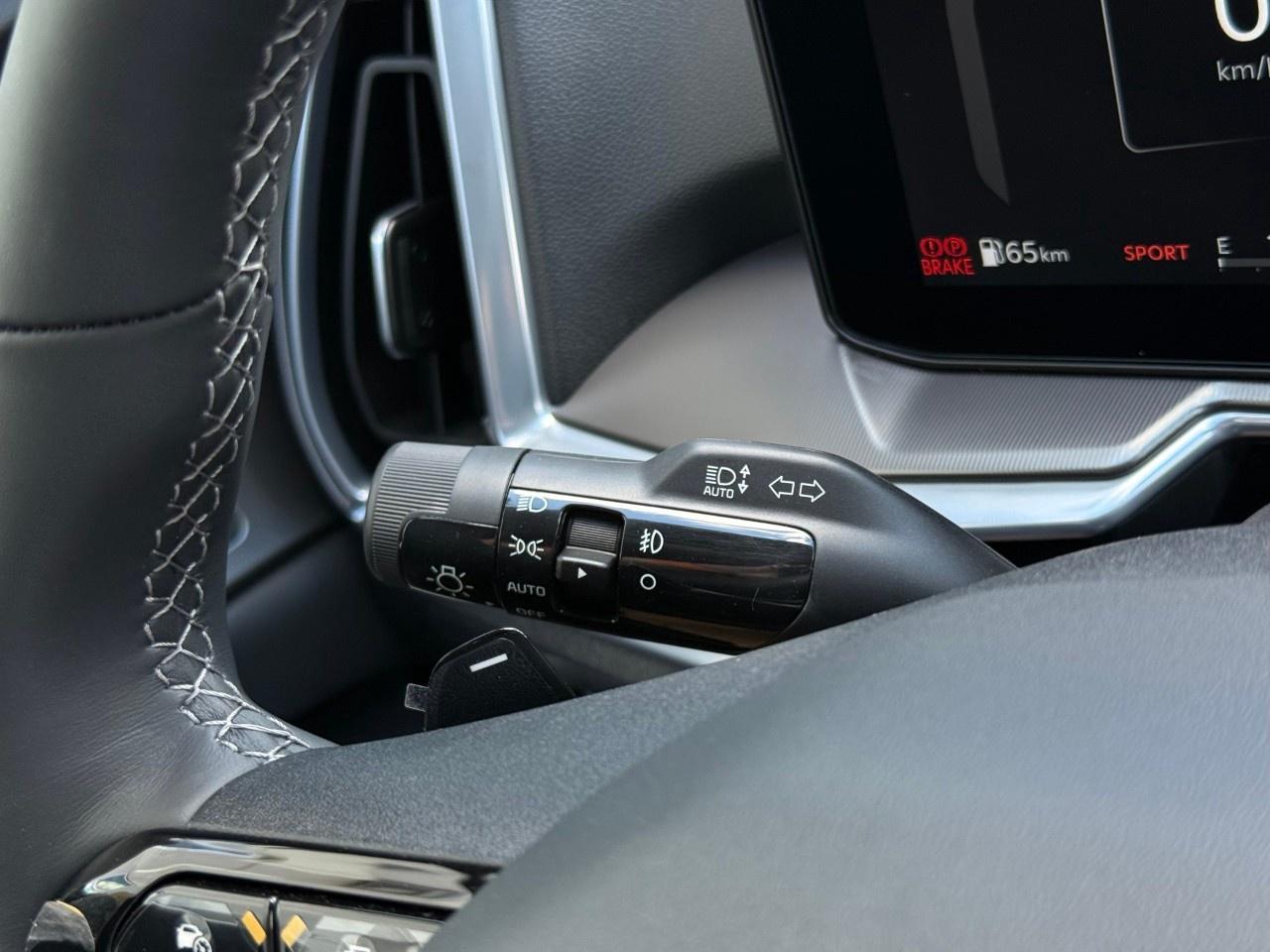 2026 Kia Sorento Hybrid SX AWD Photo