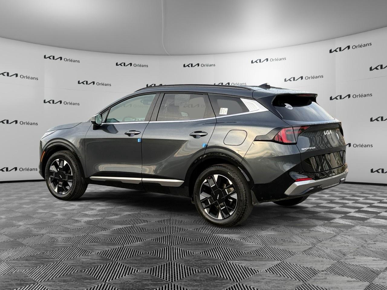 2026 Kia Sportage EX Premium AWD w/Red Interior Photo