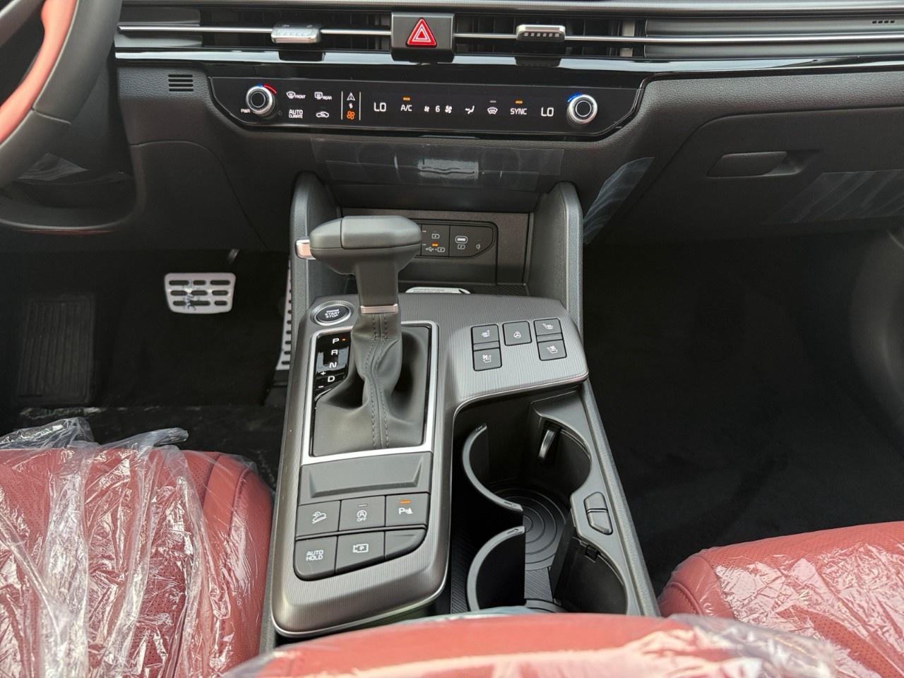 2026 Kia Sportage EX Premium AWD w/Red Interior Photo
