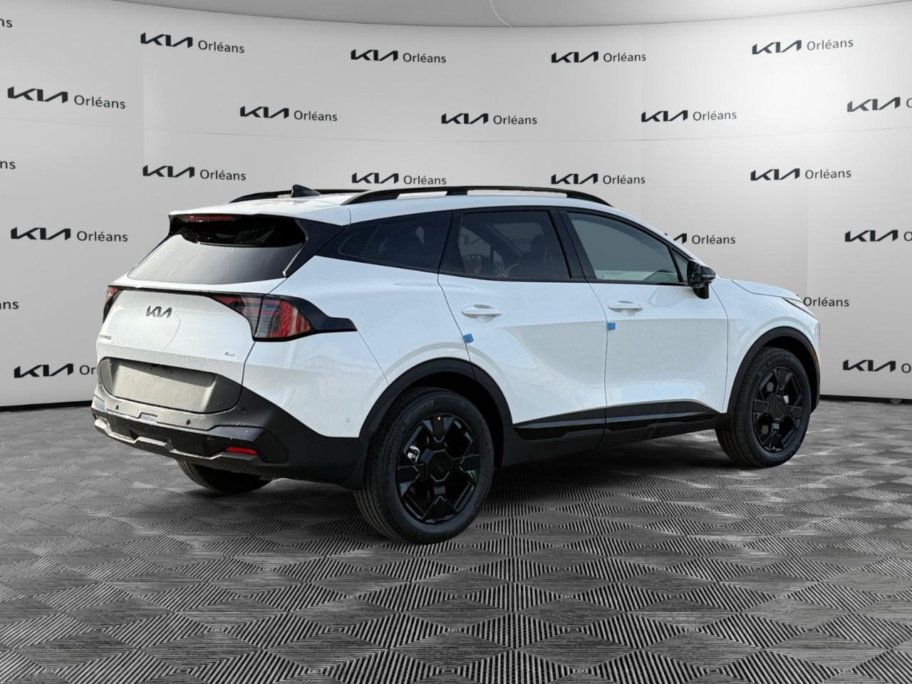 2026 Kia Sportage EX Premium AWD w/Black Interior Photo4