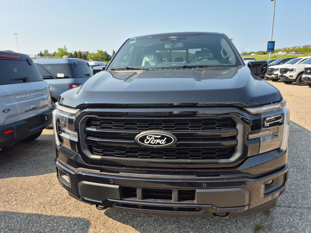 2026 Ford F-150 Lariat 4WD SuperCrew 5.5' Box Photo1