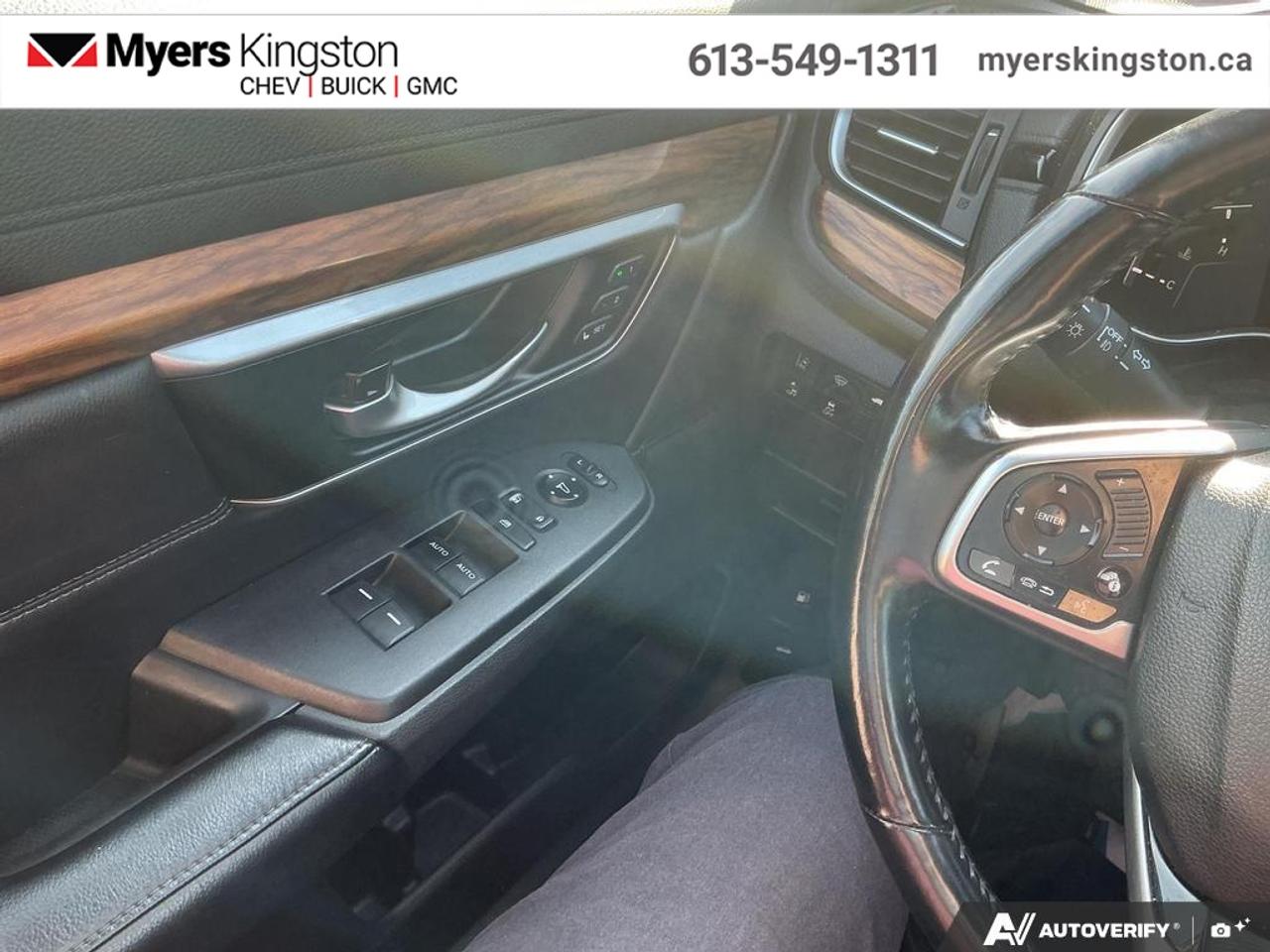 2017 Honda CR-V Touring  - Navigation -  Leather Seats Photo