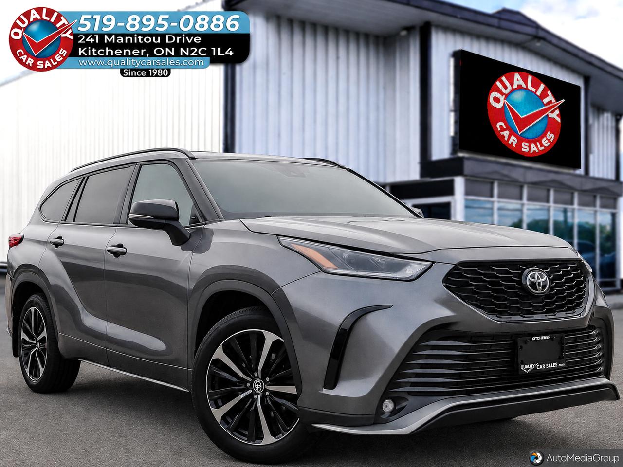 Used 2021 Toyota Highlander XSE *LEATHER-SUNROOF* for sale in Kitchener, ON
