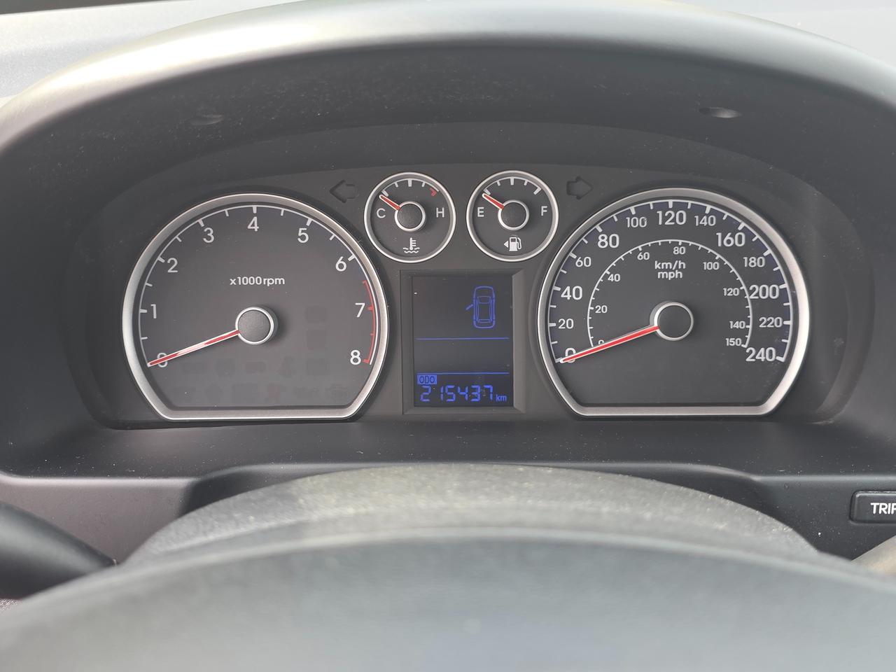 2011 Hyundai Elantra Touring GL *SPACIOUS AND FUEL EFFICIENT* Photo