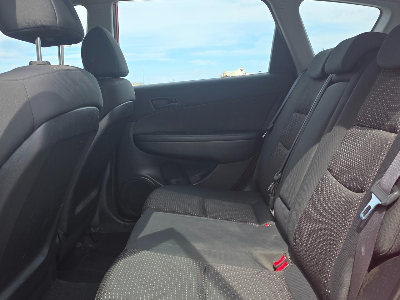 2011 Hyundai Elantra Touring GL *SPACIOUS AND FUEL EFFICIENT* Photo