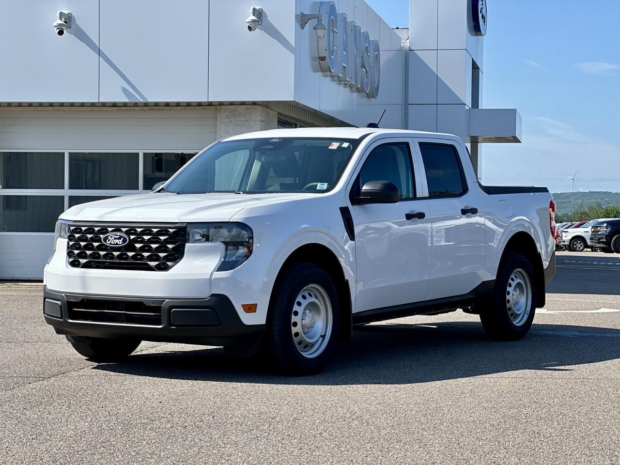 2026 Ford Maverick XL FWD SUPERCREW Photo2