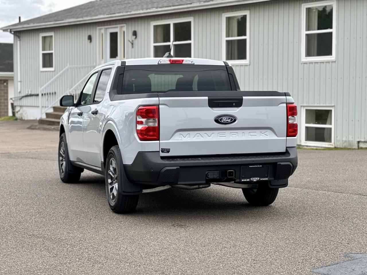 2026 Ford Maverick XLT AWD SuperCrew Photo3