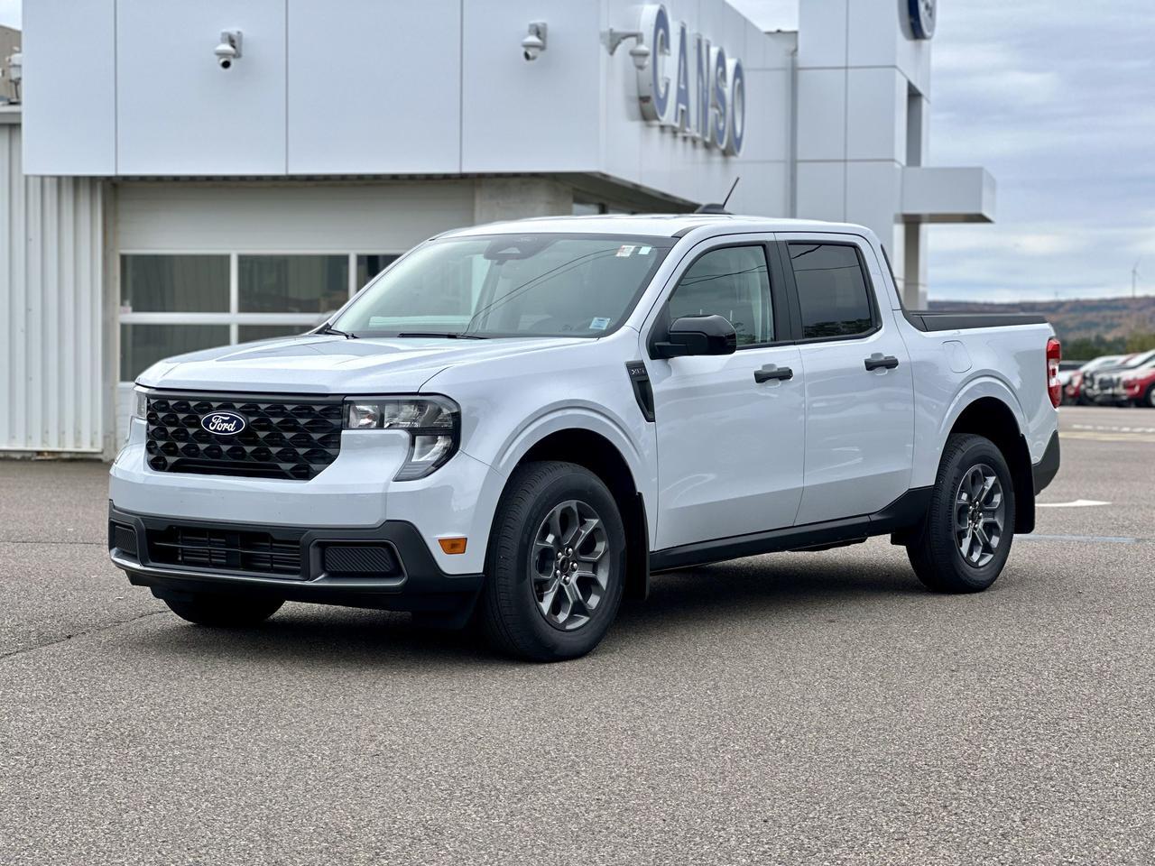 2026 Ford Maverick XLT AWD SuperCrew Photo2