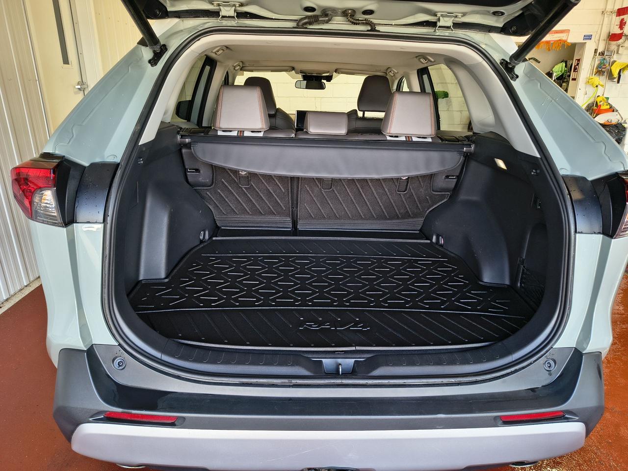 2023 Toyota RAV4 TRAIL Photo