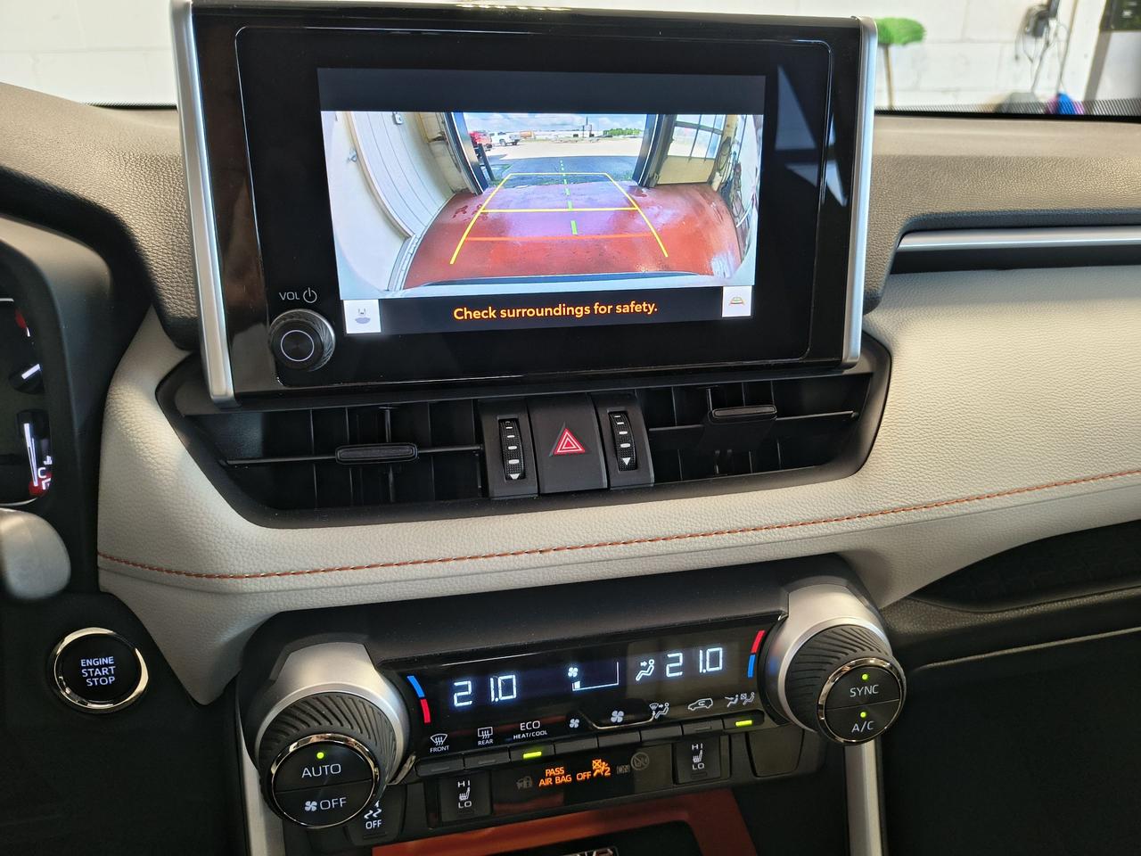 2023 Toyota RAV4 TRAIL Photo