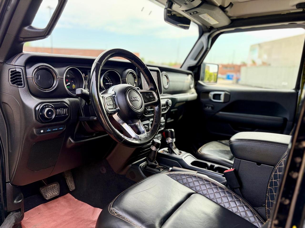 2021 Jeep Wrangler Unlimited High Altitude 4x4 - Photo #9