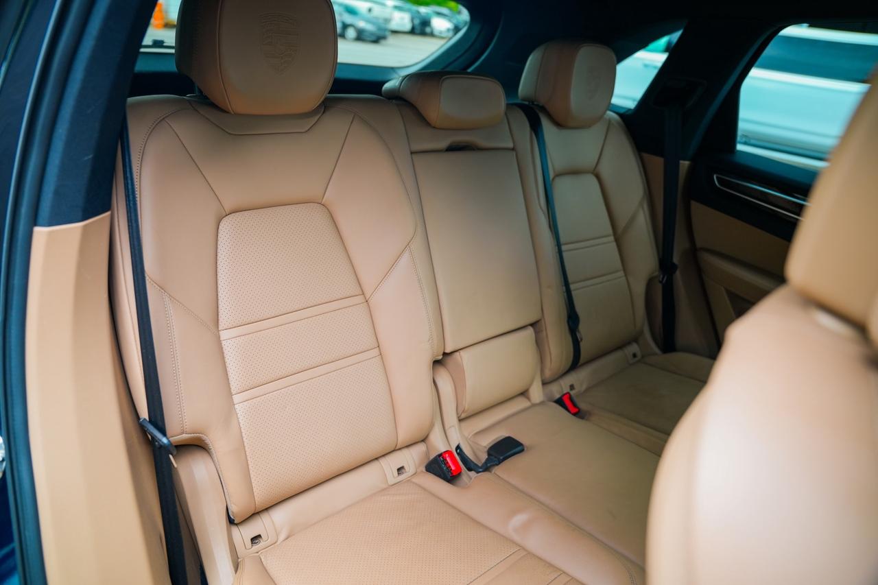 2019 Porsche Cayenne  Photo