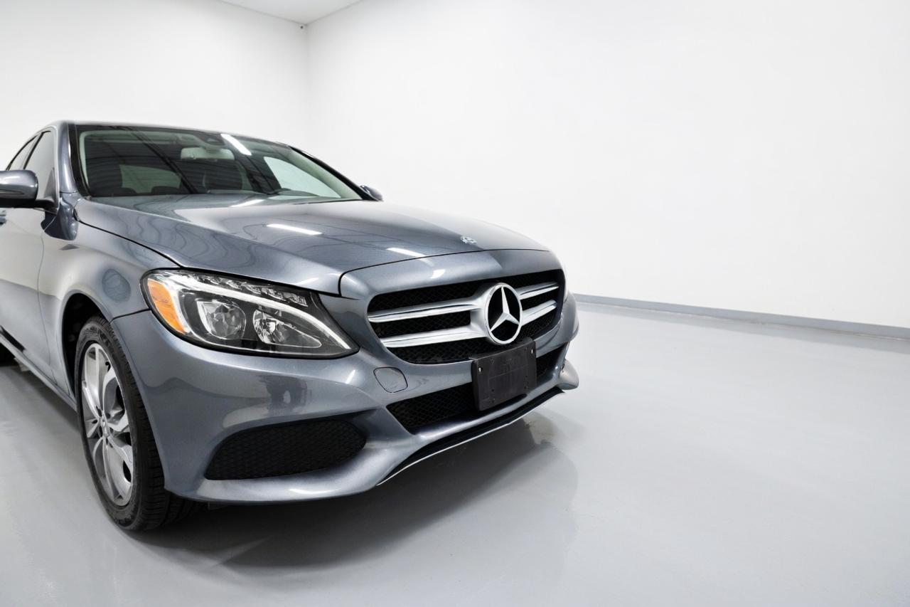 2018 Mercedes-Benz C-Class C 300, 4 MATIC.NO ACCIDENT. PANO ROOF,NAVI Photo