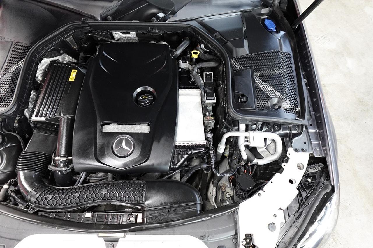 2018 Mercedes-Benz C-Class C 300, 4 MATIC.NO ACCIDENT. PANO ROOF,NAVI Photo