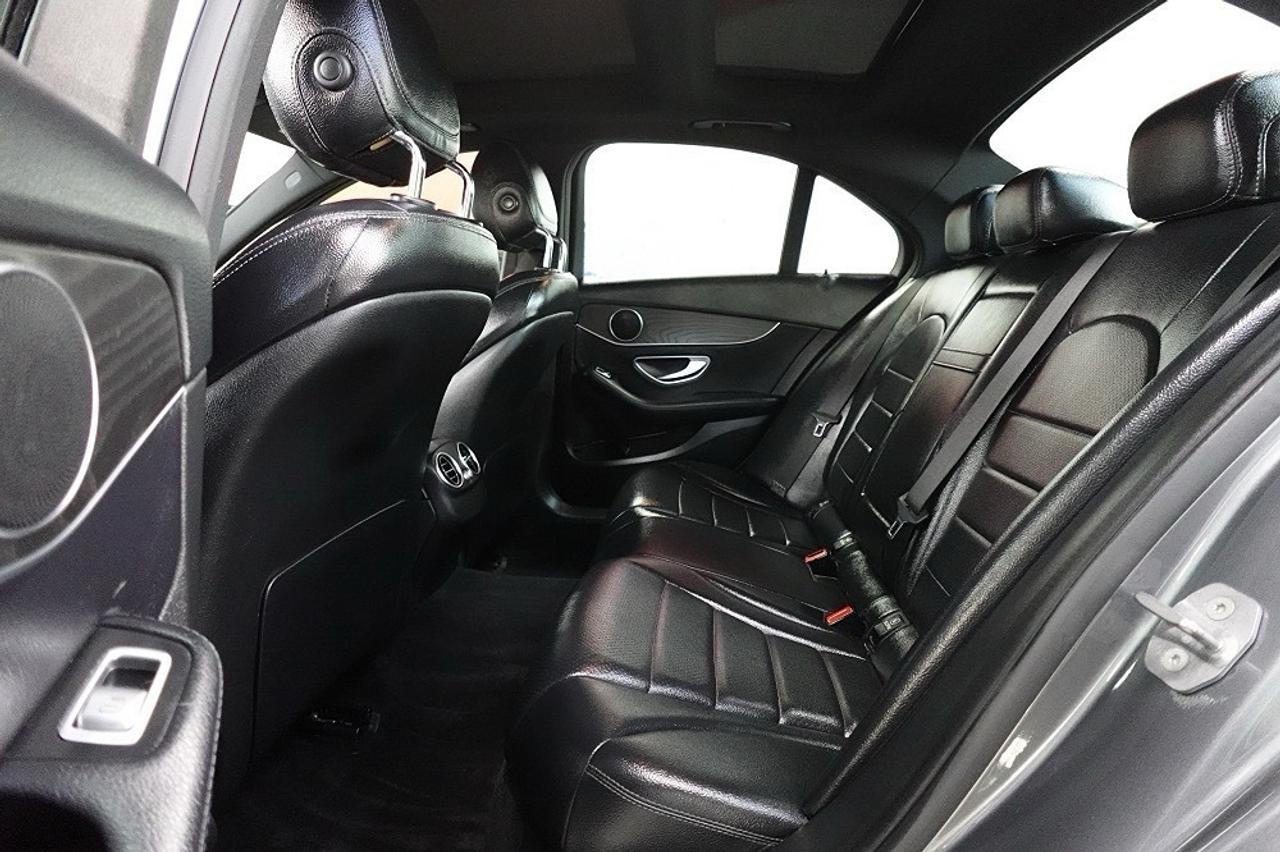 2018 Mercedes-Benz C-Class C 300, 4 MATIC.NO ACCIDENT. PANO ROOF,NAVI Photo