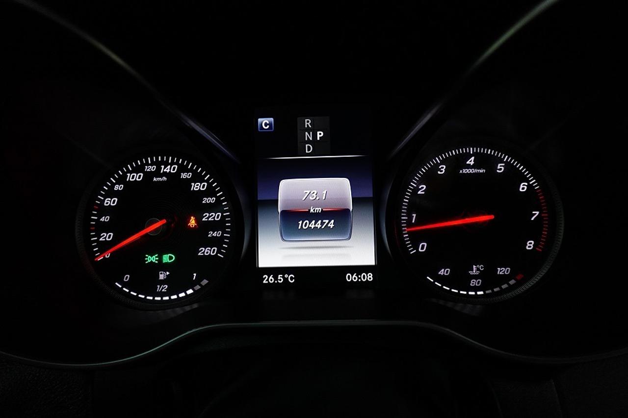 2018 Mercedes-Benz C-Class C 300, 4 MATIC.NO ACCIDENT. PANO ROOF,NAVI Photo