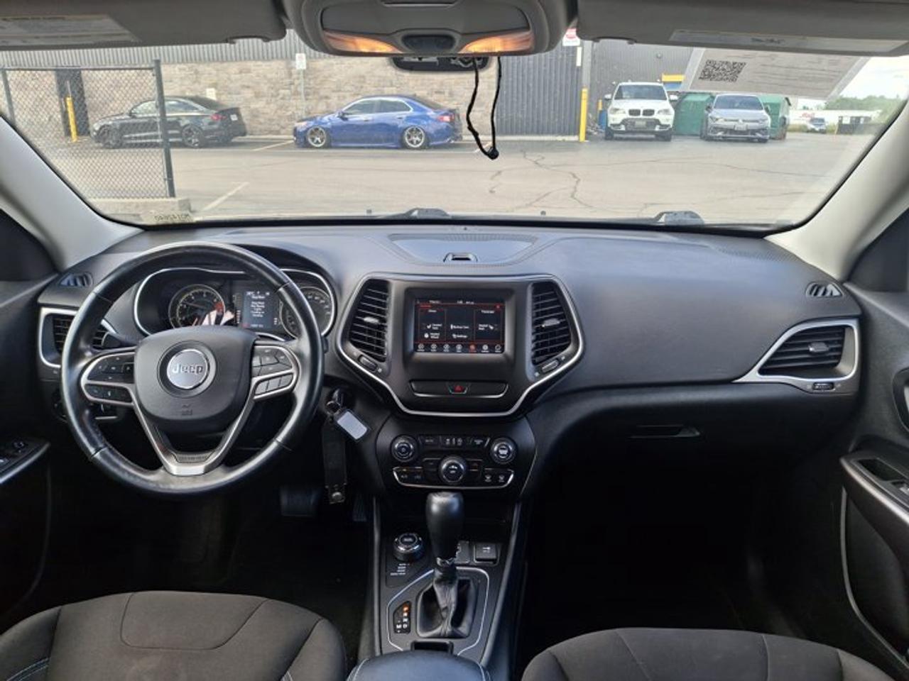 2021 Jeep Cherokee Sport 4x4 | Heated Seats + Steering | Alloy Wheels | Remote Start | Cruise Control | and More ! Photo