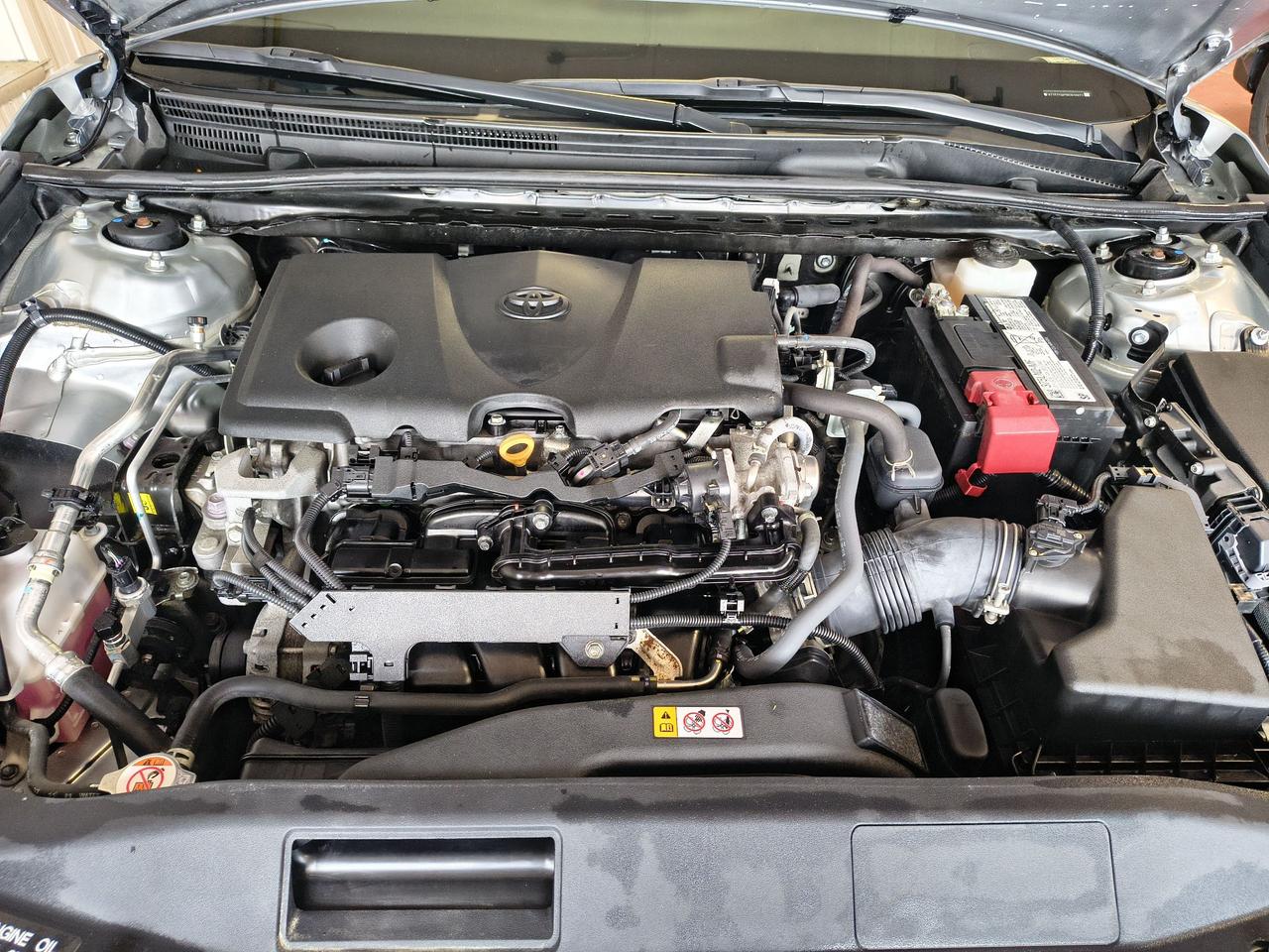 2024 Toyota Camry SE Photo0