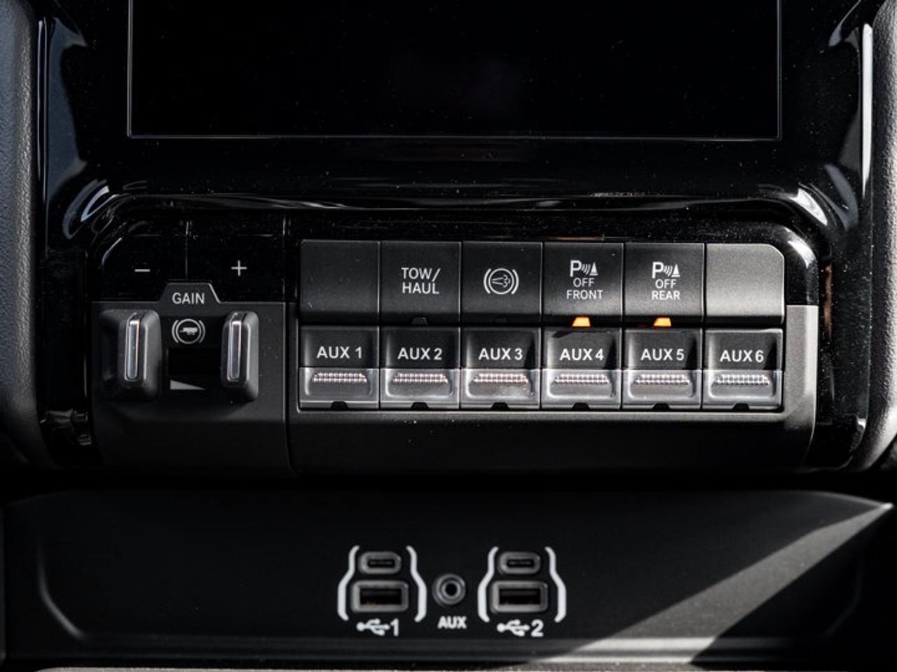2027 RAM 2500 Big Horn Photo
