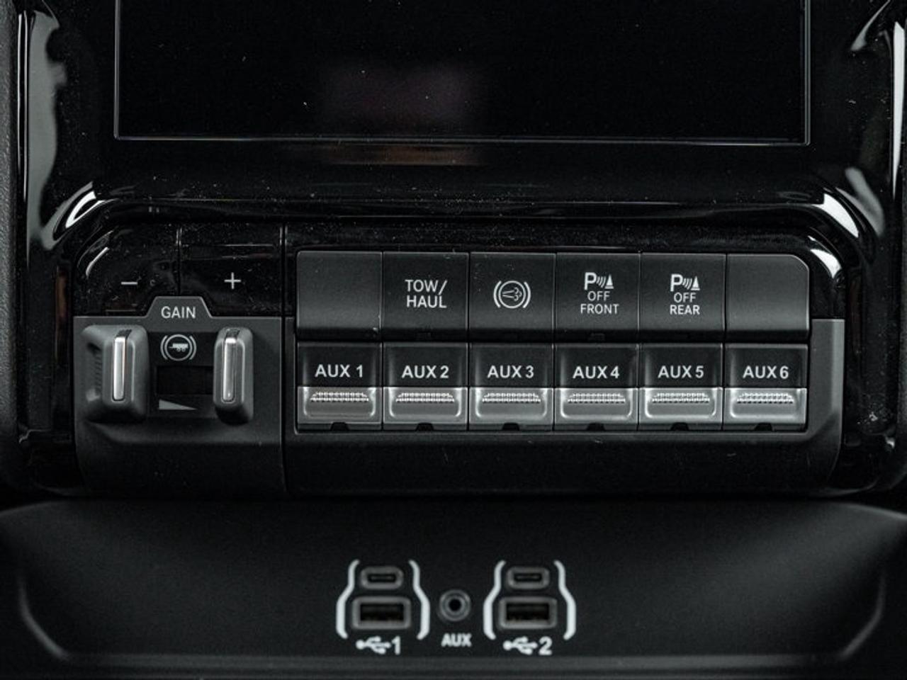 2027 RAM 2500 Big Horn Photo