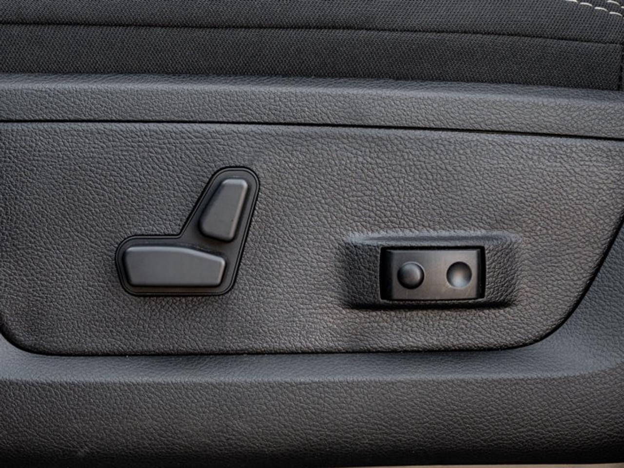 2027 RAM 2500 Big Horn Photo