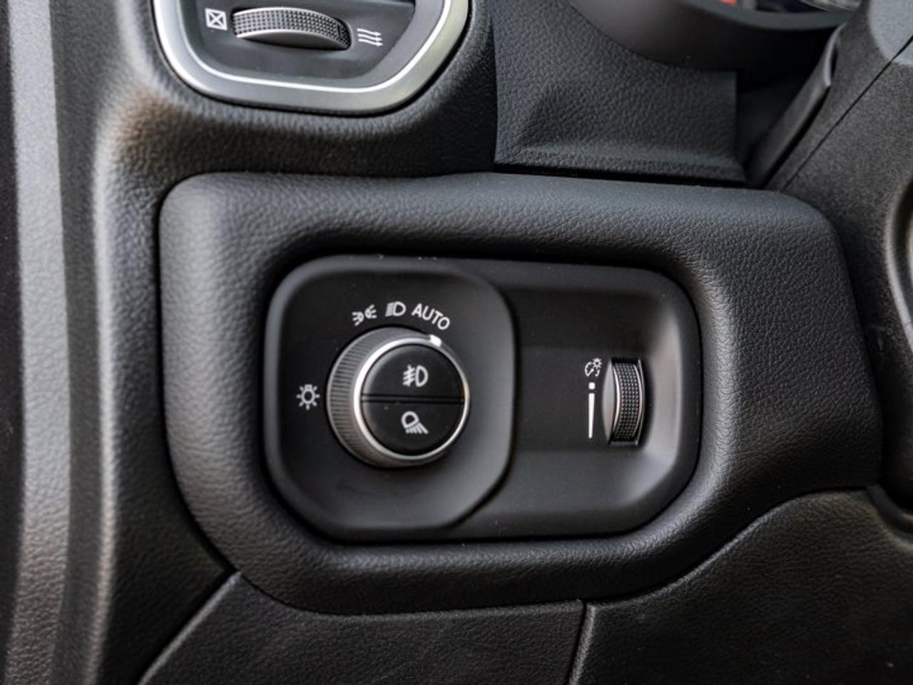 2027 RAM 2500 Big Horn Photo