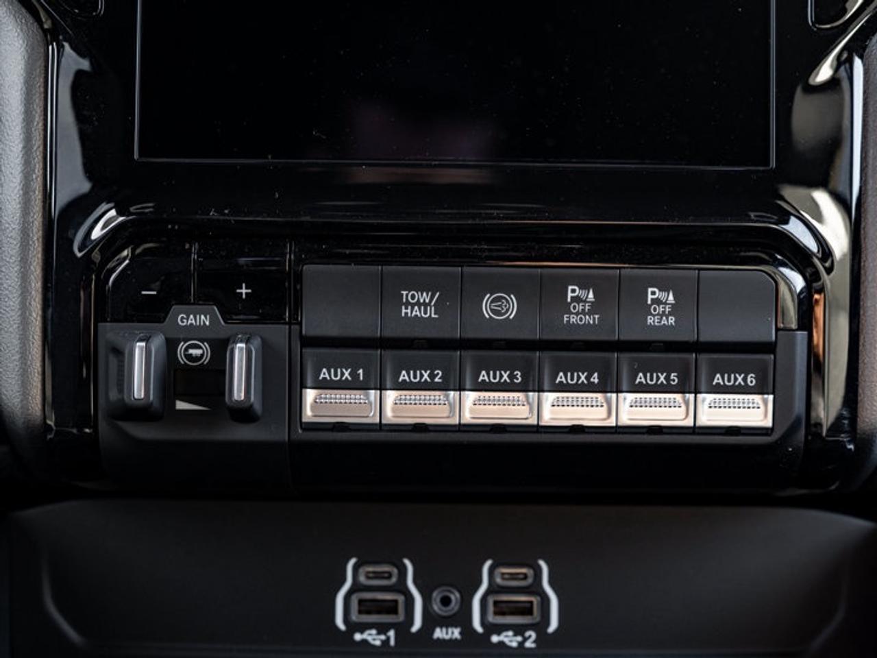 2027 RAM 2500 Big Horn Photo