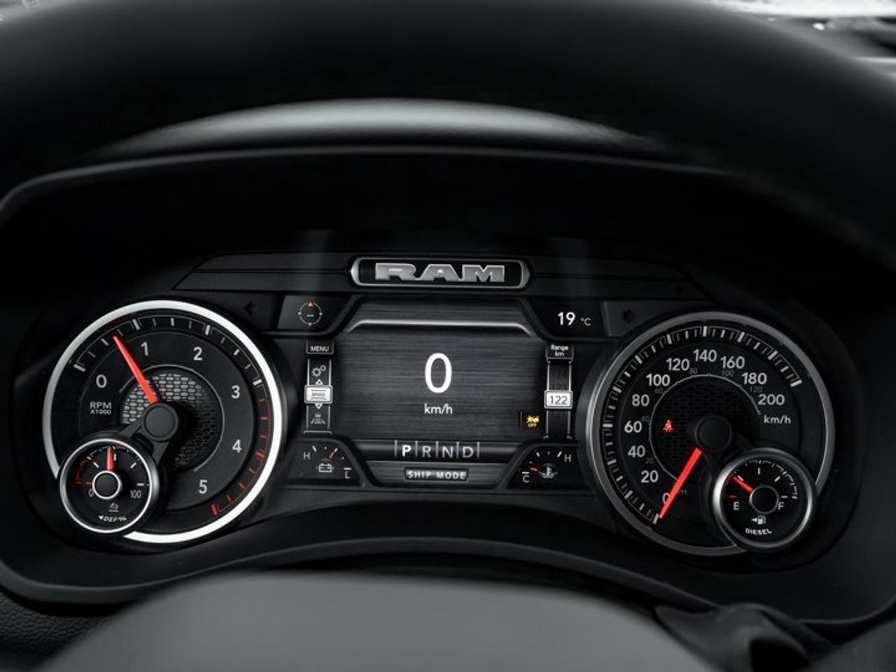 2027 RAM 2500 Big Horn Photo