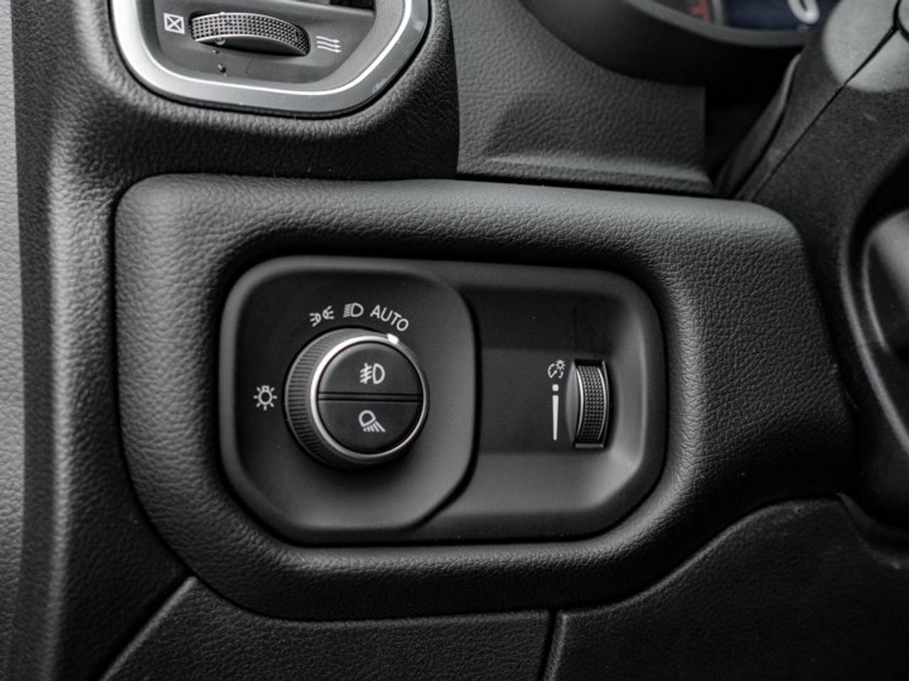 2027 RAM 2500 Big Horn Photo