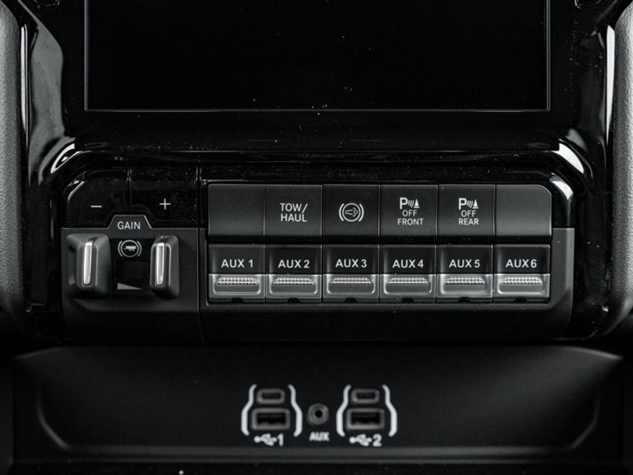 2027 RAM 2500 Big Horn Photo