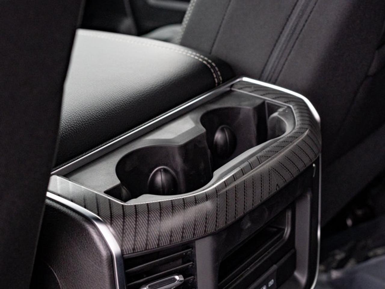 2027 RAM 2500 Big Horn Photo