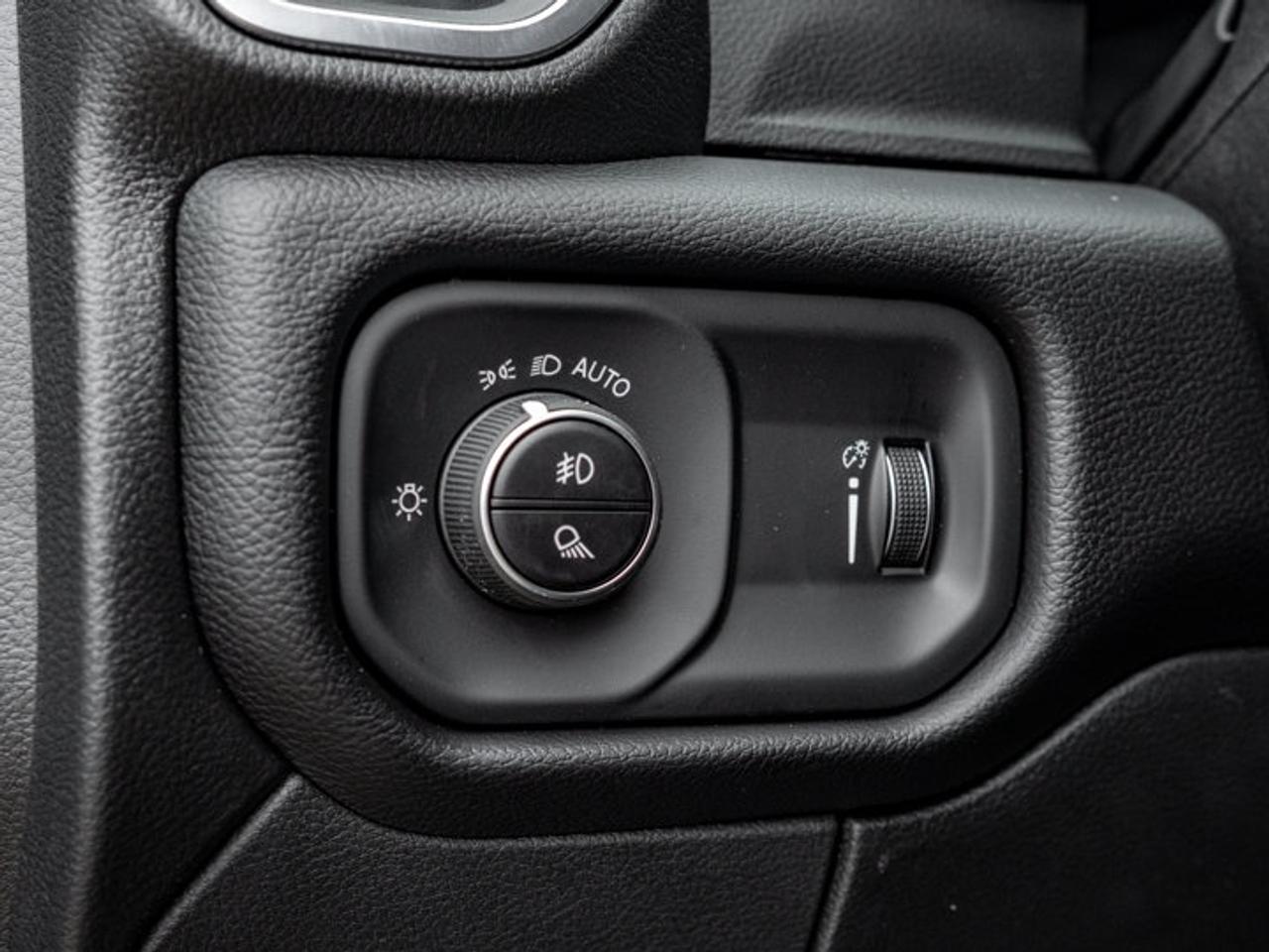 2027 RAM 2500 Big Horn Photo