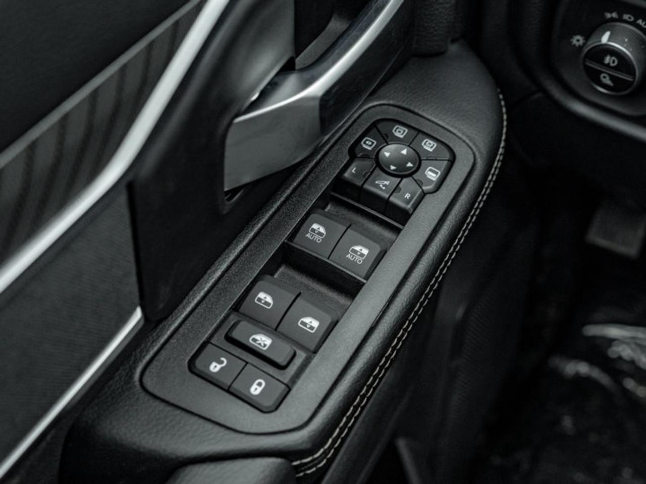2027 RAM 2500 Big Horn Photo