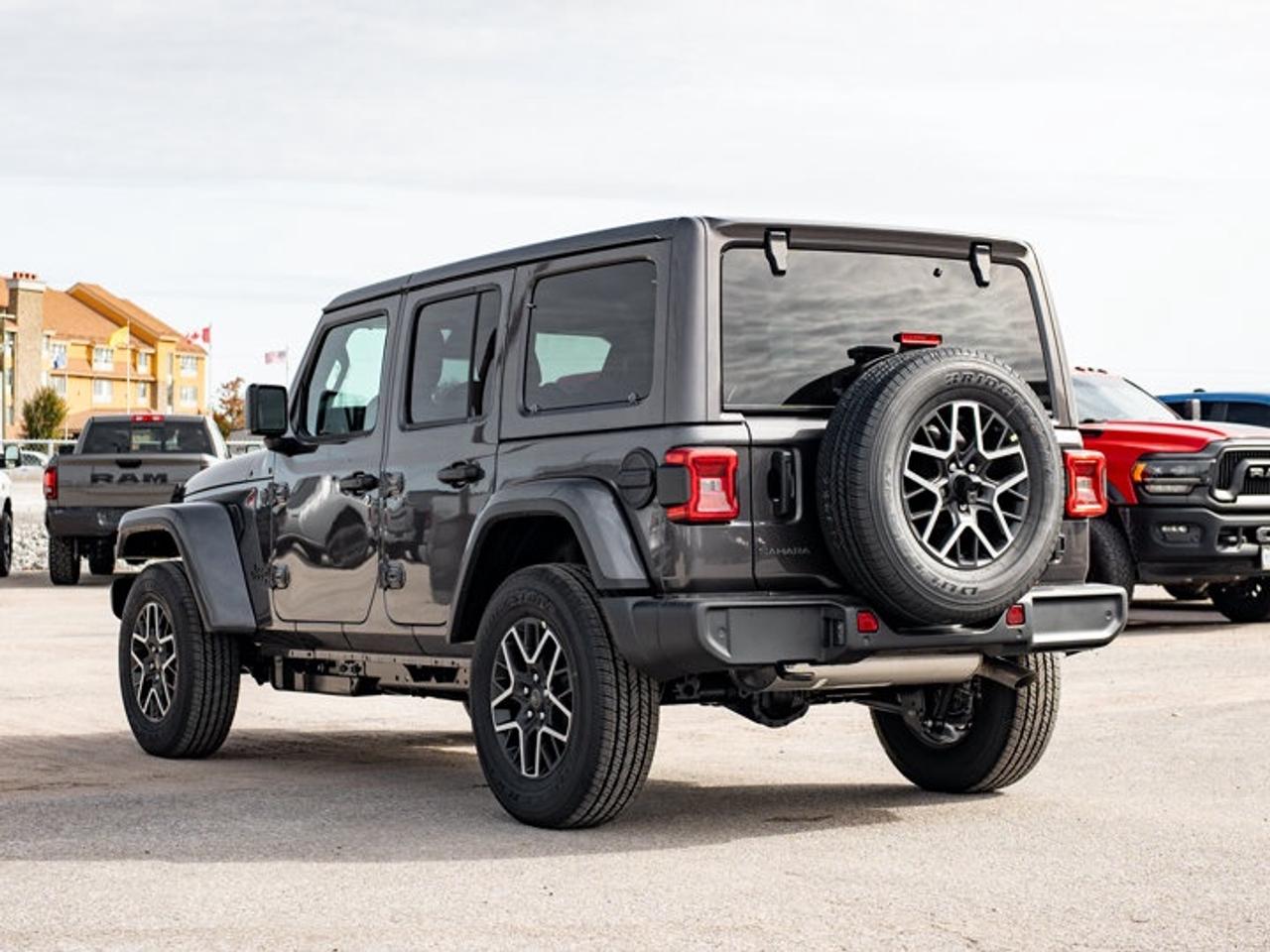 2027 Jeep Wrangler Sahara Photo