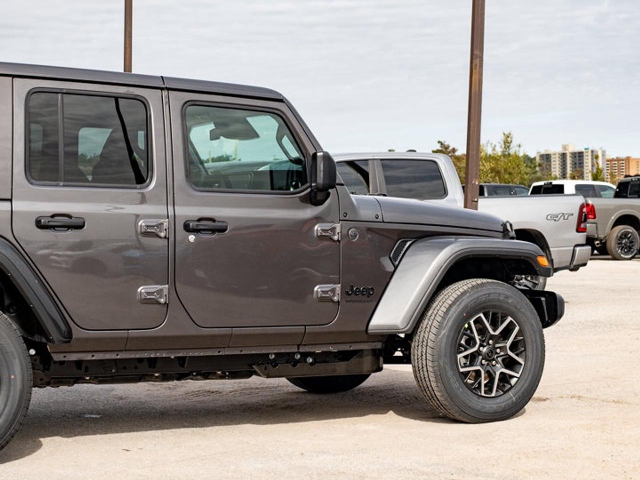 2027 Jeep Wrangler Sahara Photo