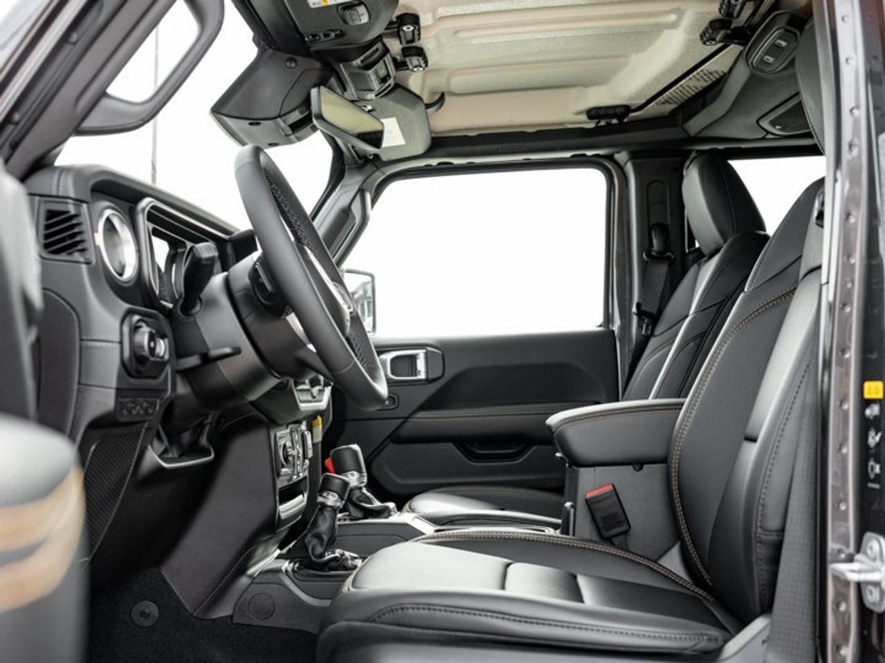2027 Jeep Wrangler Sahara Photo