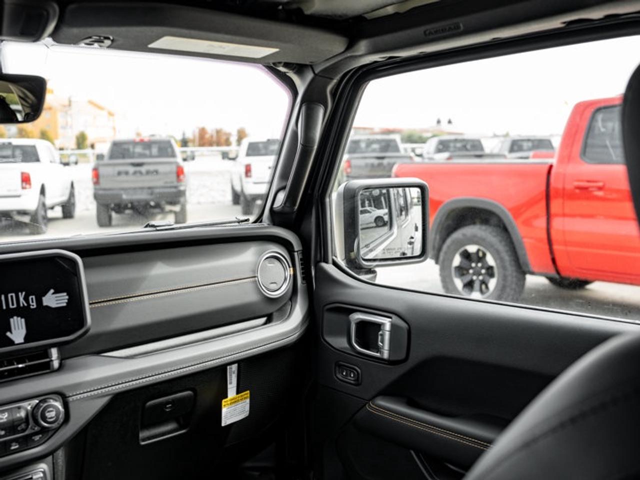 2027 Jeep Wrangler Sahara Photo