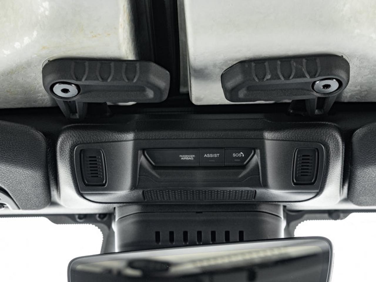 2027 Jeep Wrangler Sahara Photo