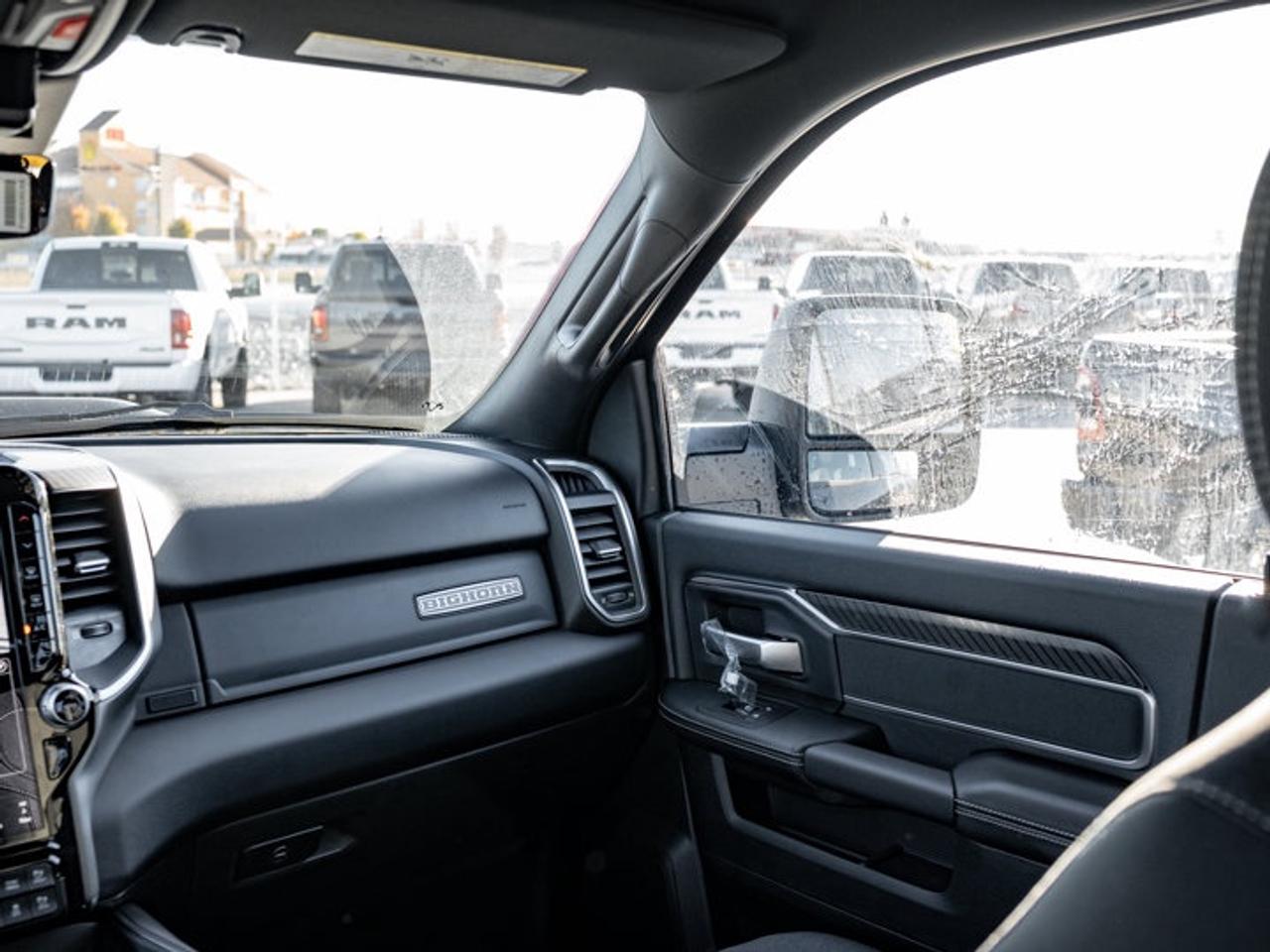 2027 RAM 3500 Big Horn Photo