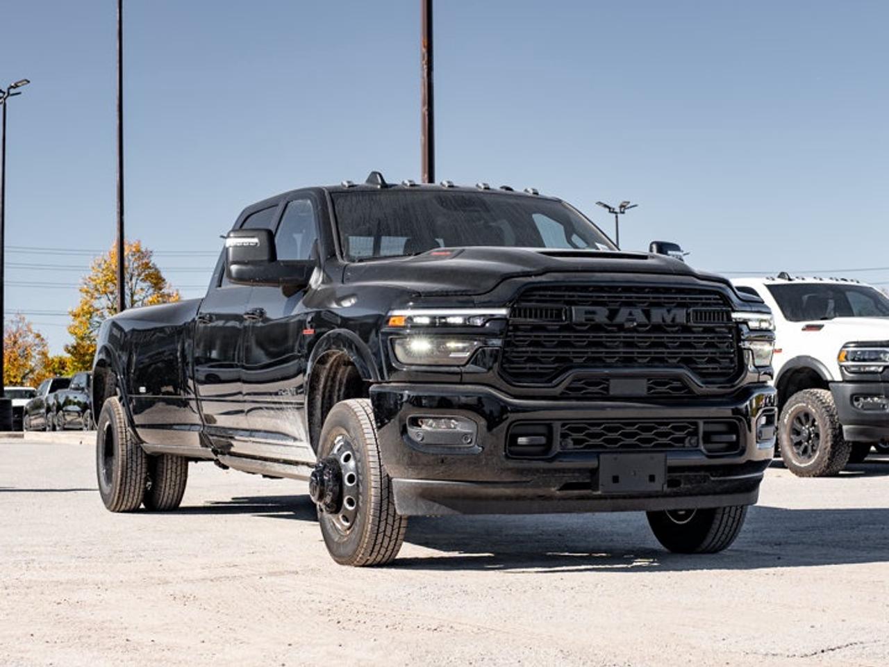2027 RAM 3500 Limited Photo