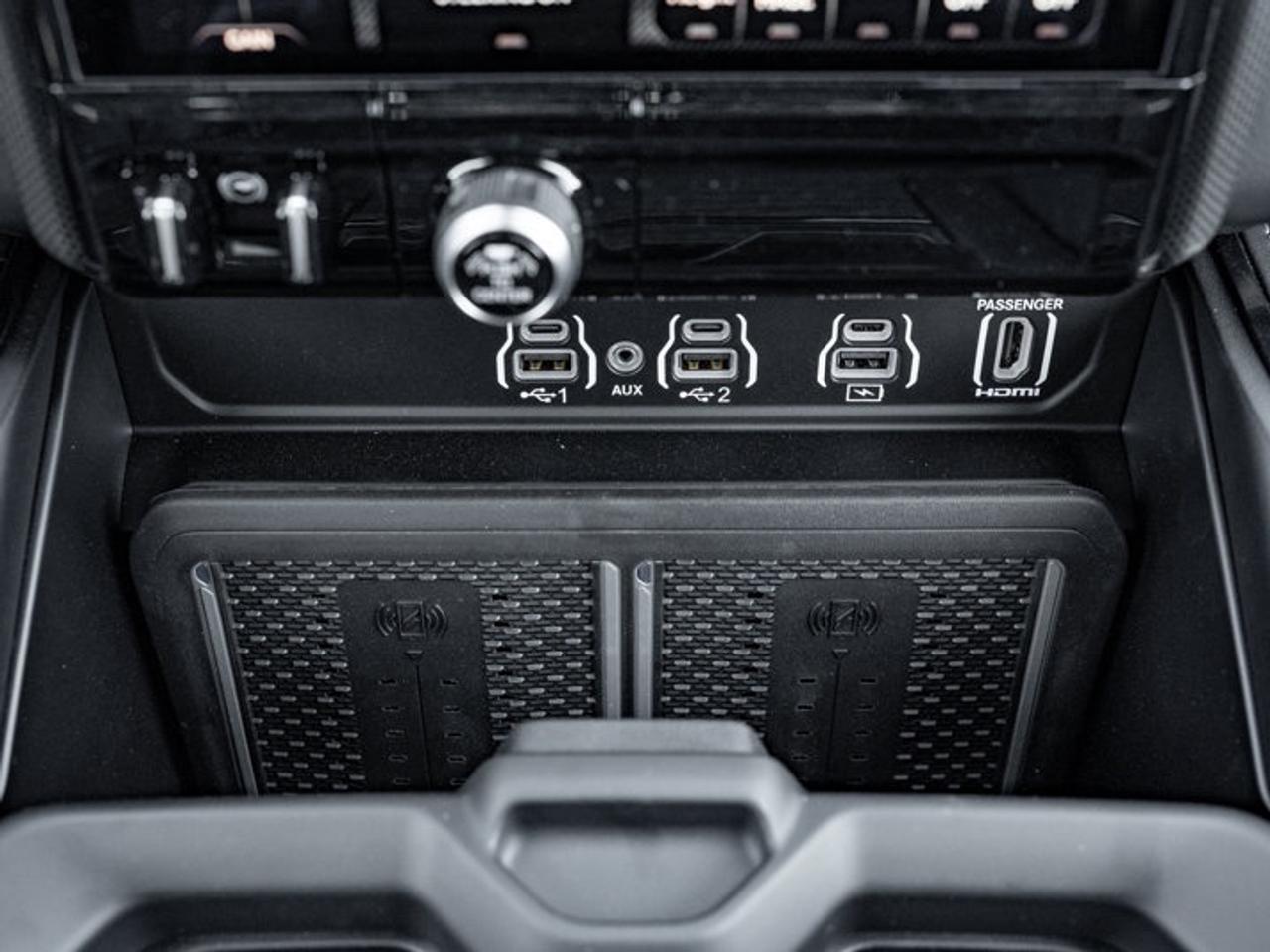 2027 RAM 3500 Limited Photo