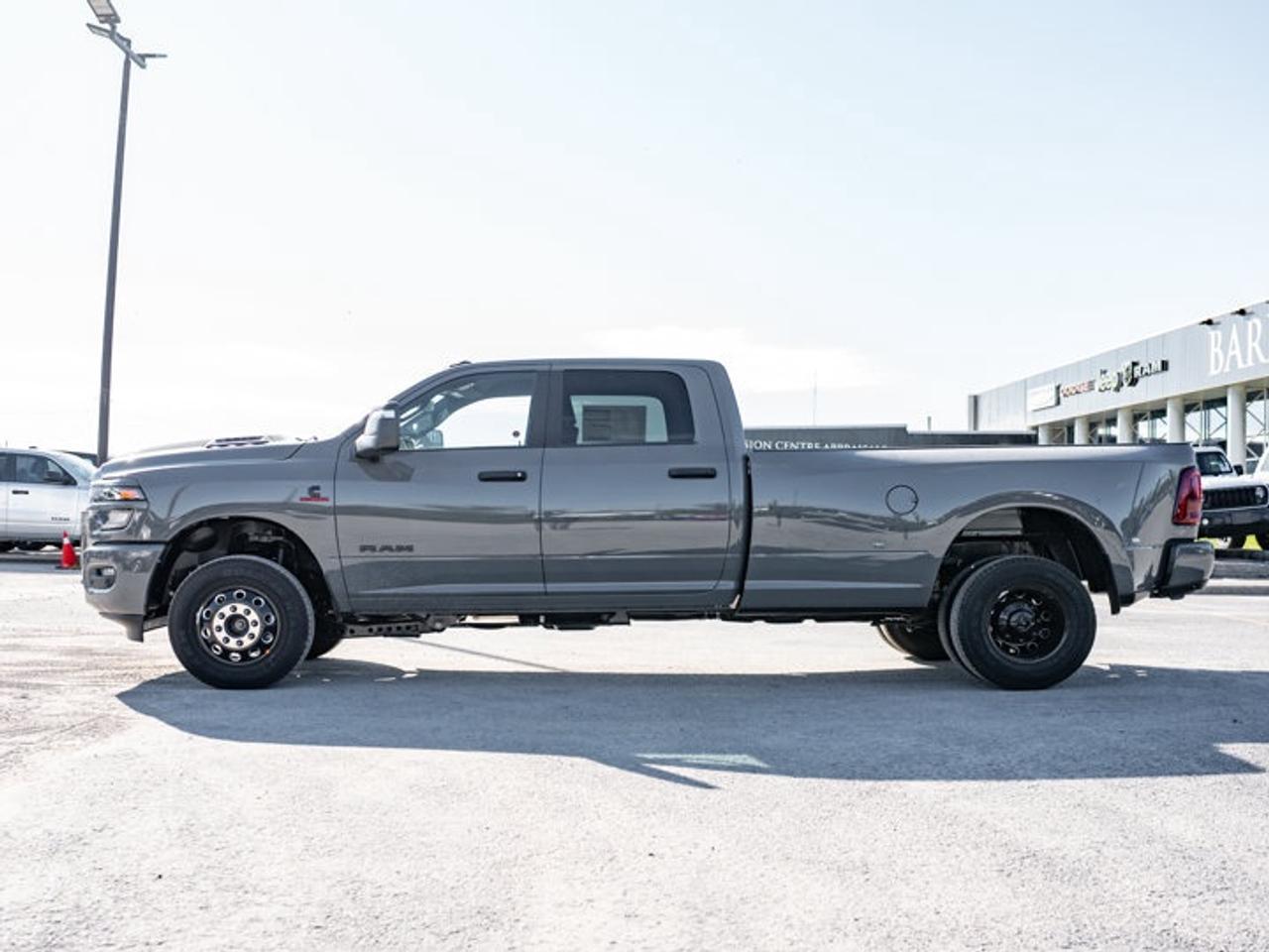 2027 RAM 3500 Big Horn Photo