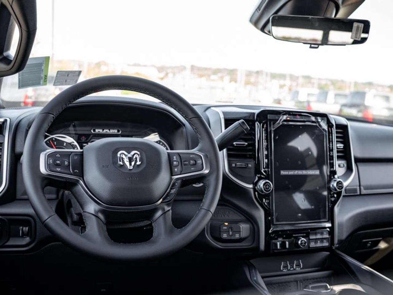 2027 RAM 3500 Big Horn Photo