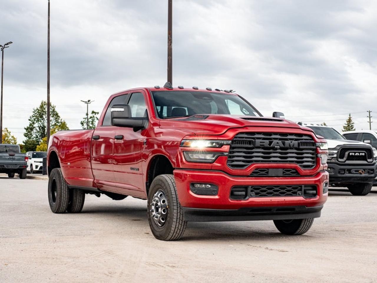 2027 RAM 3500 Big Horn Photo