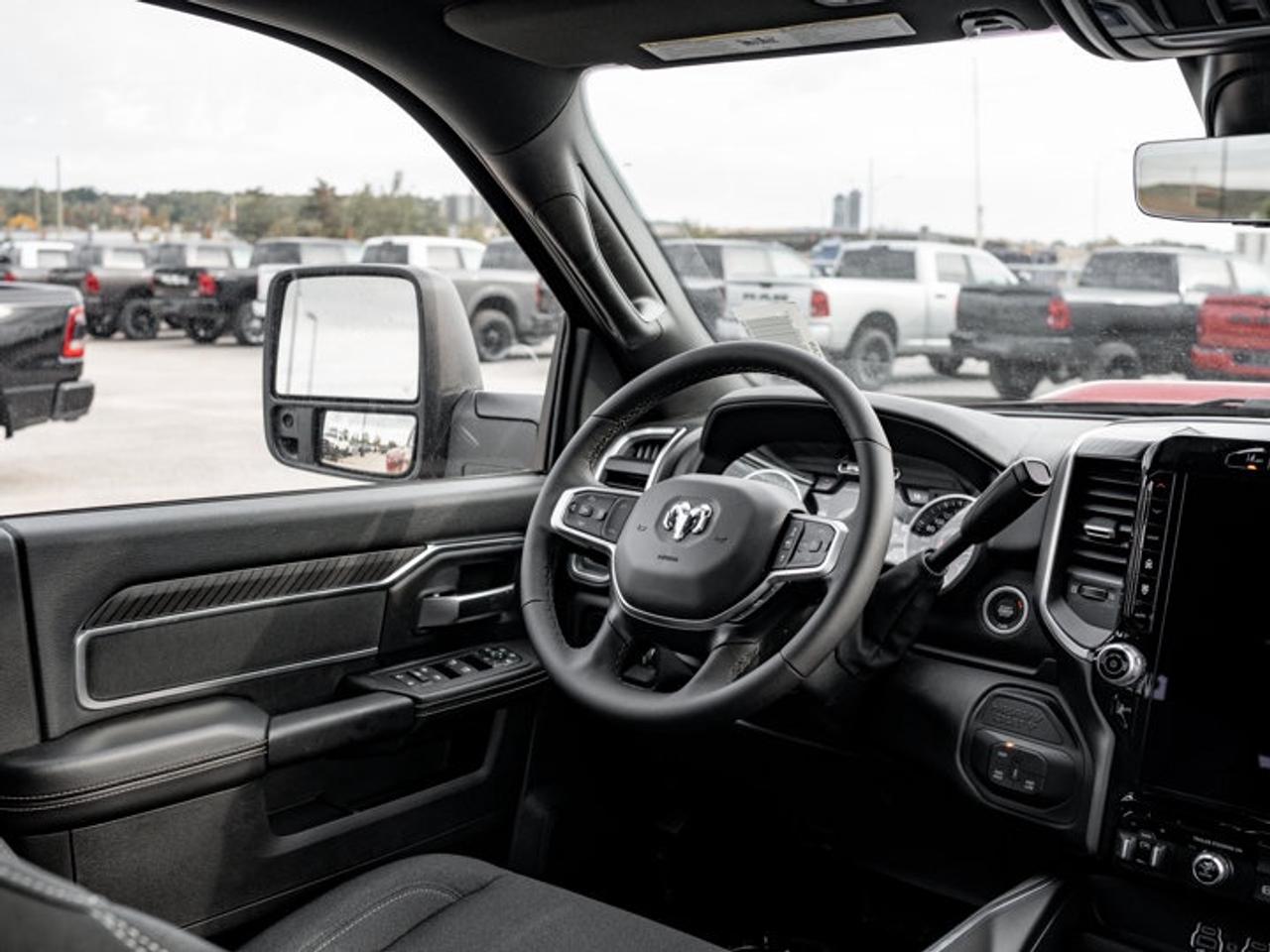 2027 RAM 3500 Big Horn Photo