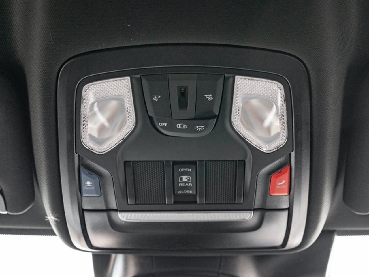 2027 RAM 3500 Big Horn Photo